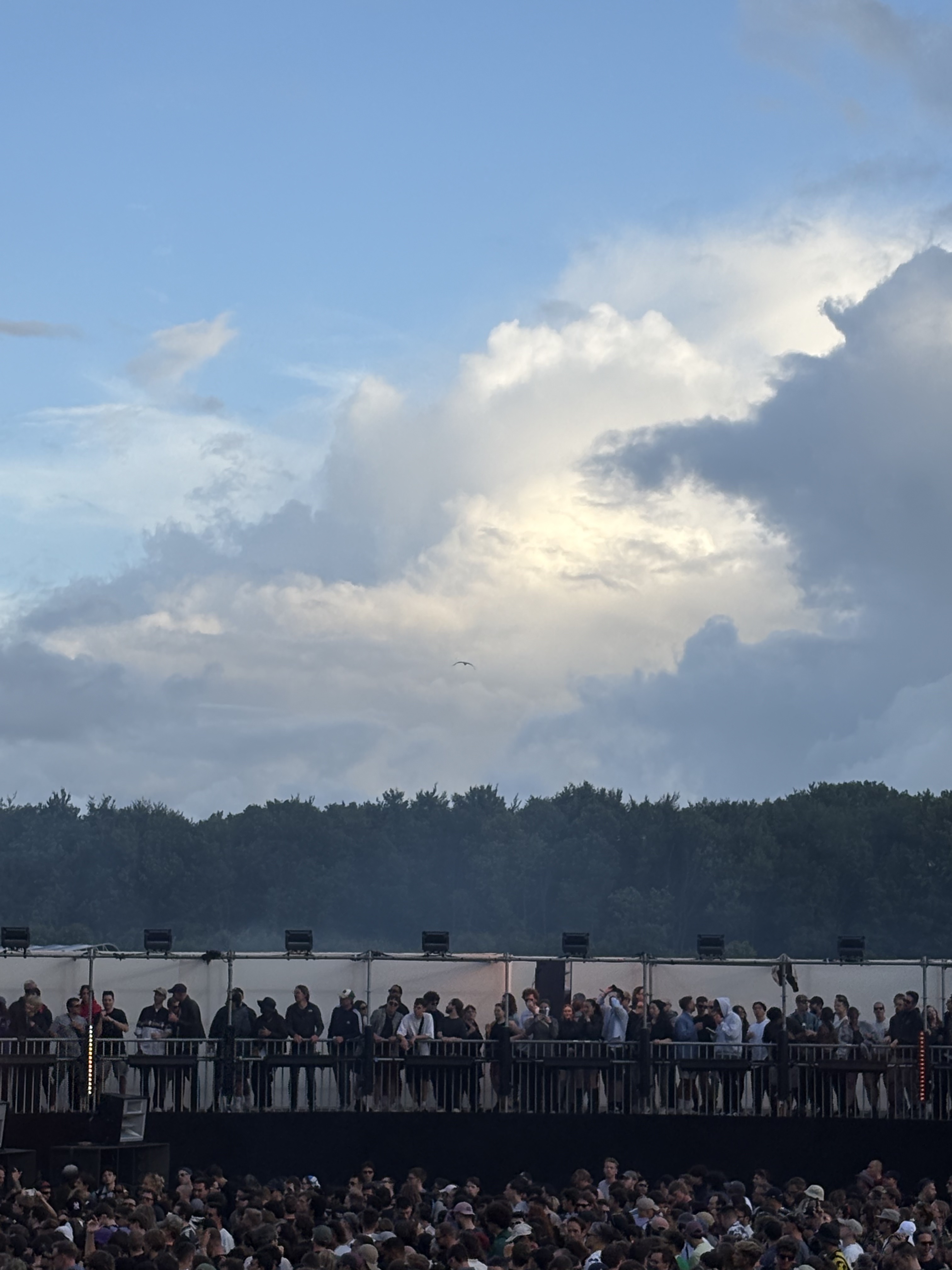 mAAch ecute Kanda Manseibashi.